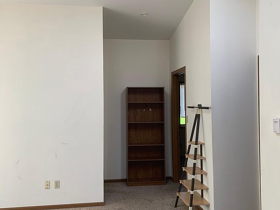 4th image of 22 S Beech St #B