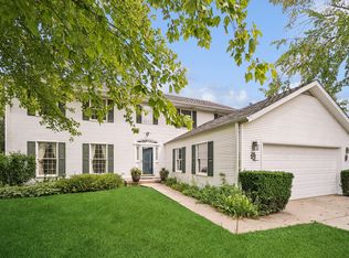 262 Wilshire Rd, Lake Forest, IL 60045