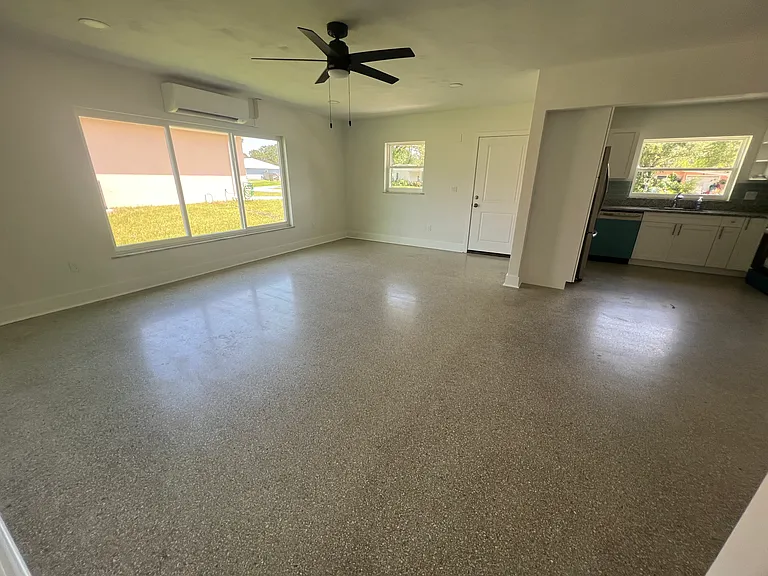 7906 Lockwood Dr — Photo 5