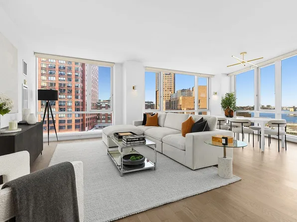 200 Chambers St APT 12C, New York, NY 10007