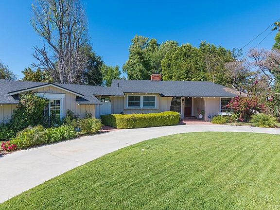 2nd image of 23249 Gonzales Dr