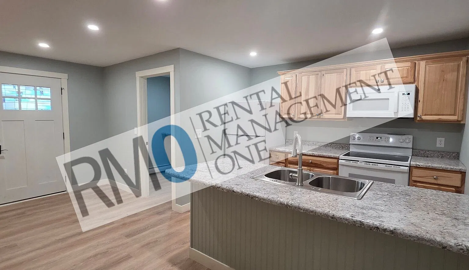 Newly Renovated 1BR | All Utilities Included | Prime Location — Photo 1