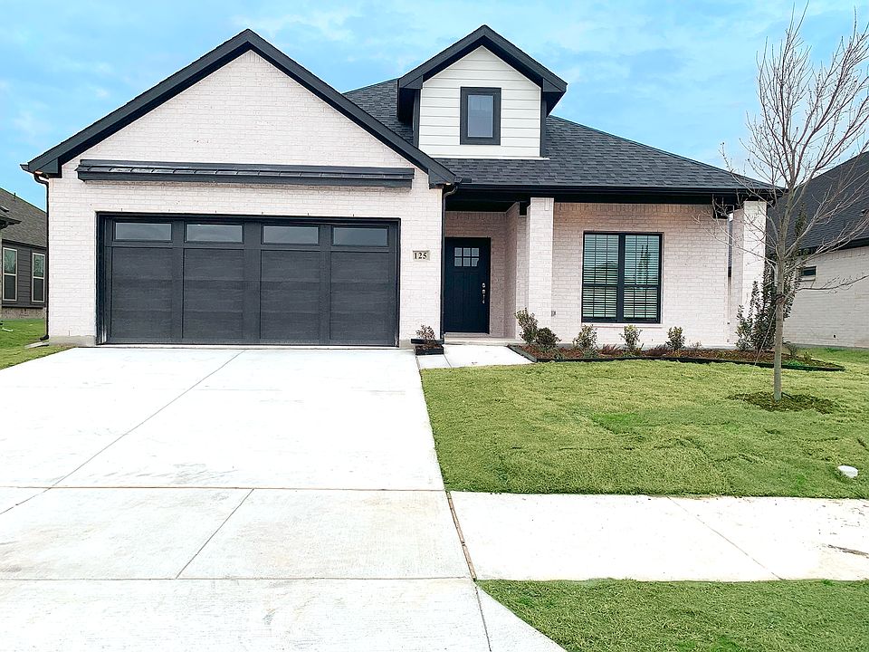 125 Community Drive