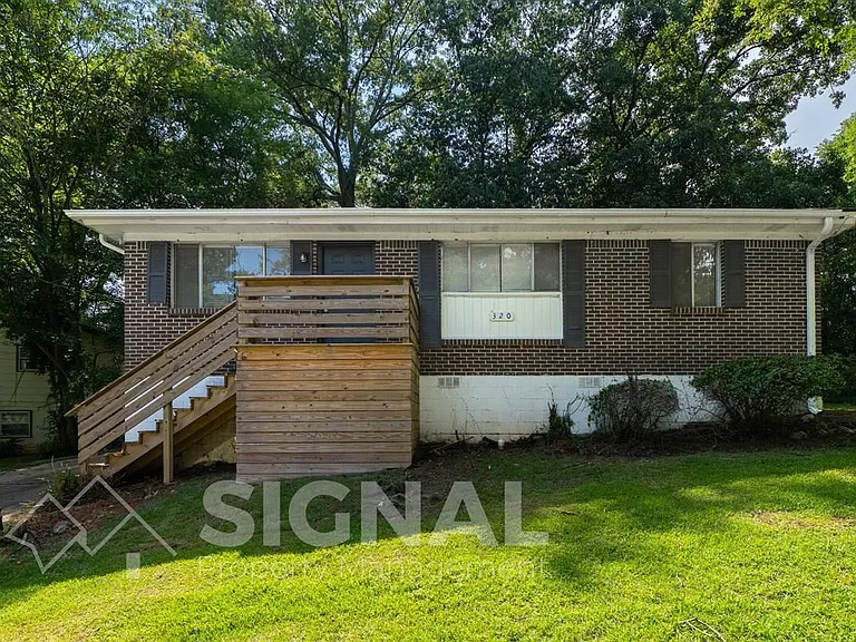 320 Argonne Dr — Photo 1