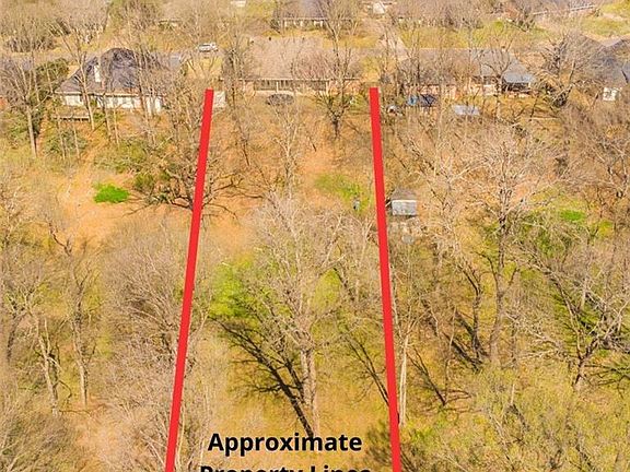 2nd image of 208 Country Club Dr