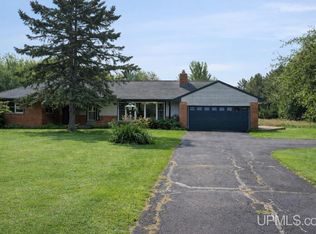 720 Parker Ave, Ontonagon, MI 49953