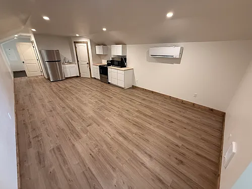 77 Hunter Cir #A2 Photo 1 77 Hunter Cir #A2 Photo 1