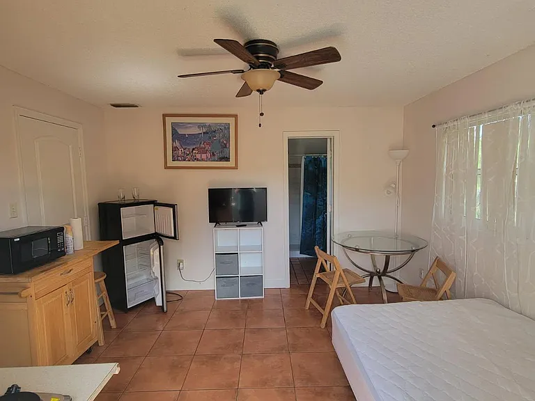 Sun Vista Way — Photo 2