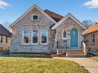 3195 N 58th St, Milwaukee, WI 53216