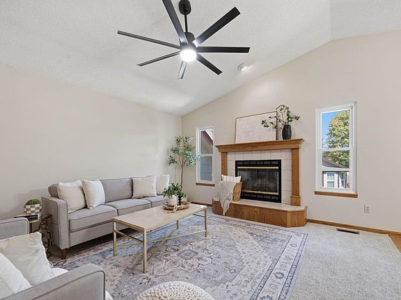 4th image of 10309 W Sterling Ct