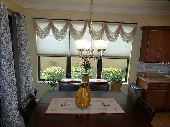 5th image of 707 Shady Canyon Way