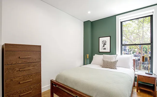 Rented by REAL New York | media 40