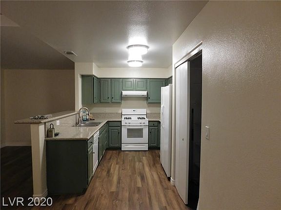 3rd image of 273 N Lamb Blvd