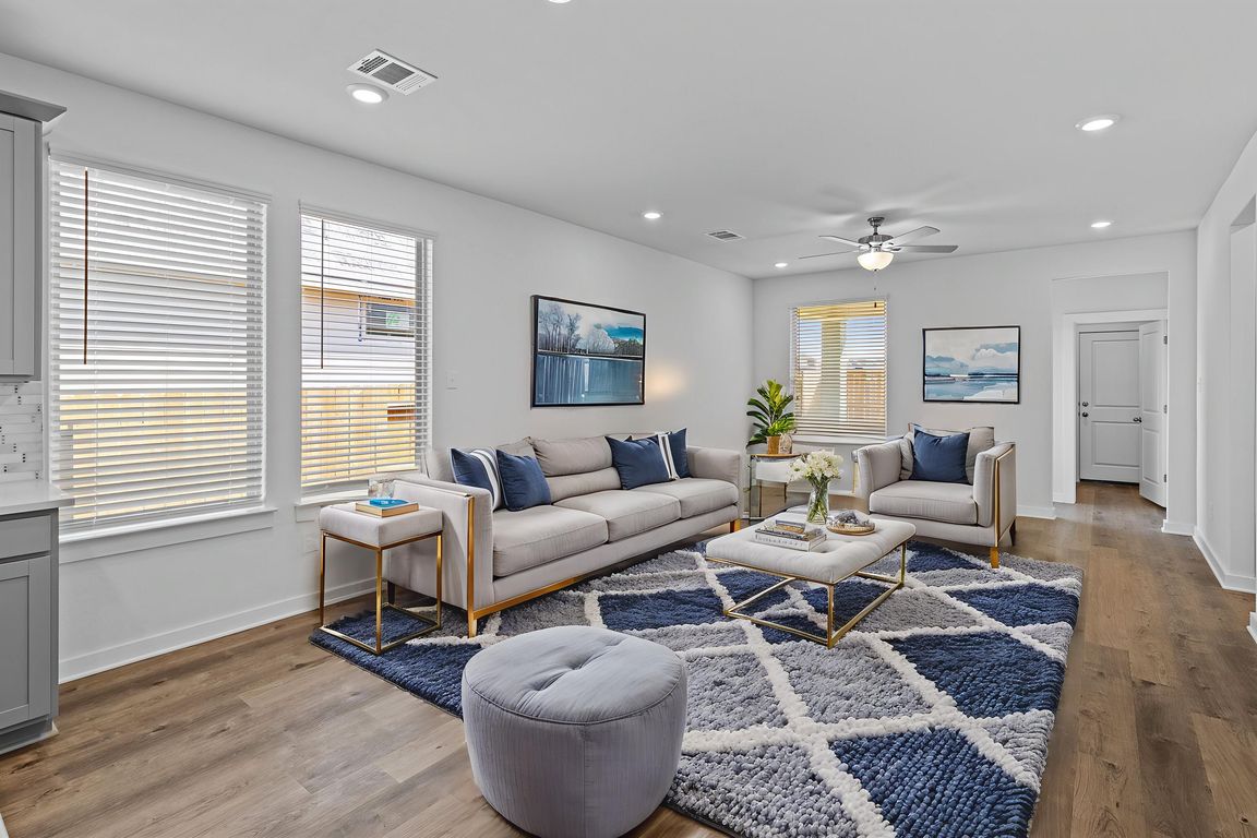 next background image