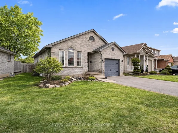 17 Cottonwood Dr E, Saint Thomas, ON N5P 4M3
