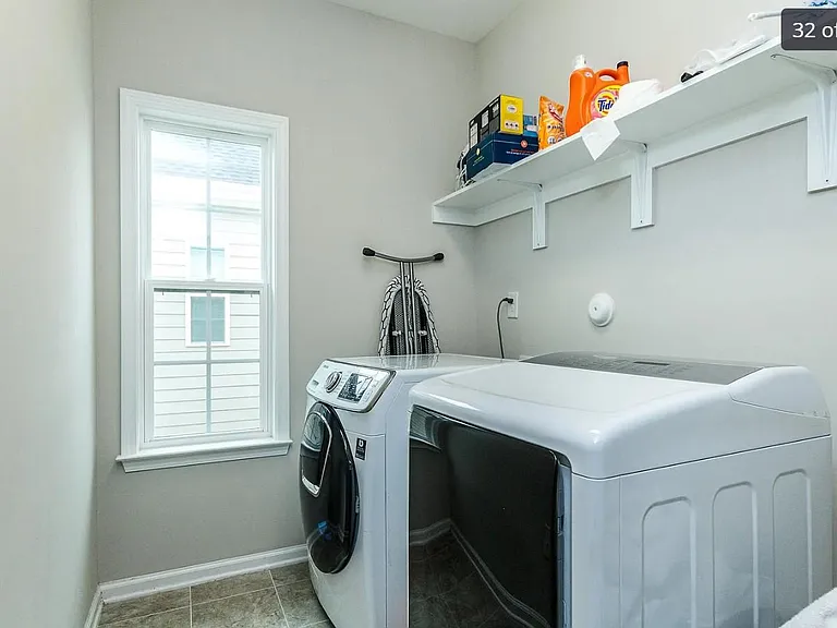 2105 Higley Dr — Photo 32