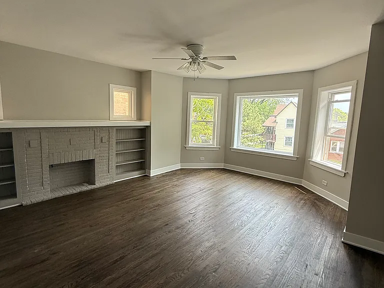 6404-6406 S Troy St #2N — Photo 3