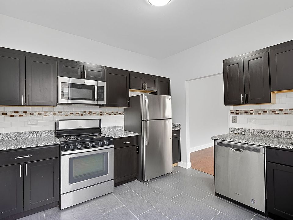 1st image of 3631-41 W Dickens Ave #31-3A