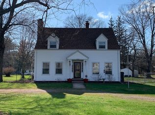 10048 Baldwin Rd, Bridgman, MI 49106