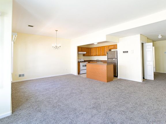 2nd image of 152 Beach 67th St #2