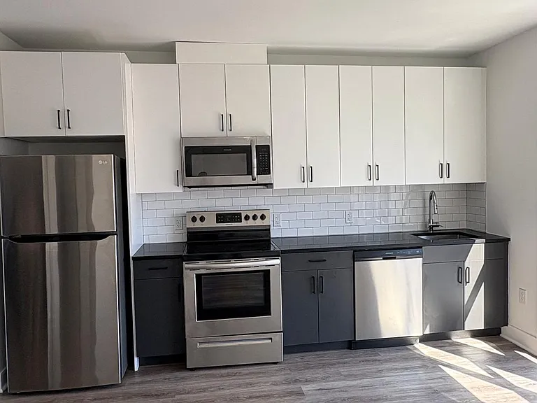 330 Cecil B. Moore Ave — Photo 77