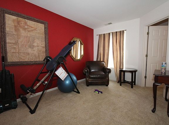 5th image of 730 Blossom Ct
