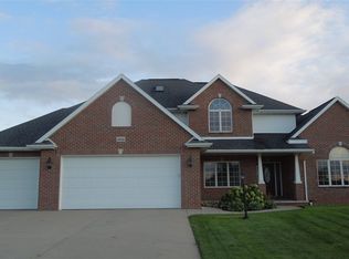 3666 Kendlewood Ct, De Pere, WI 54115