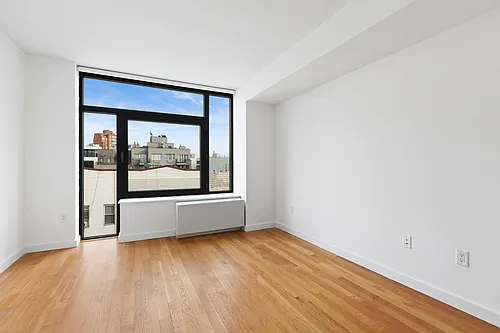 247 N 7th St #1607 Photo 1
