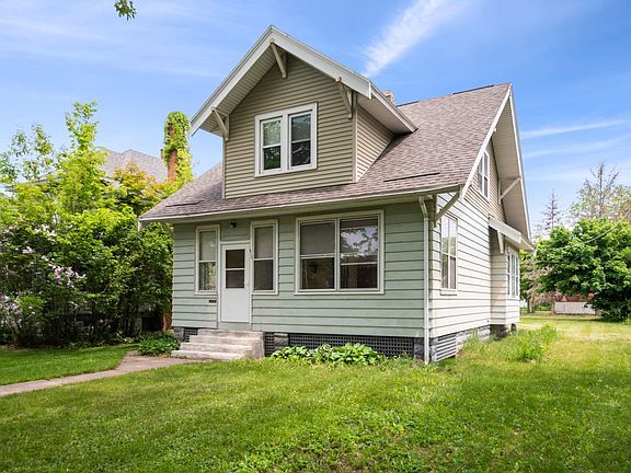 2nd image of 812 W 9th Ave