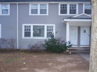 102 S Ridgeland Rd, Wallingford, CT 06492