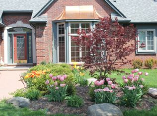 2509 Regency Hills Dr, Shelby Township, MI