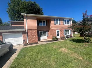 617 Scottswood Rd, Taylors, SC 29687