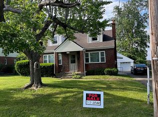 101 W Crest Dr, Cincinnati, OH 45215