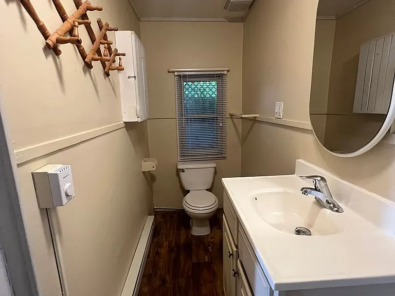642-644 Walnut St — Photo 7