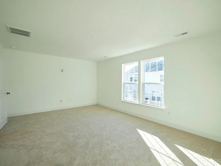 13868 Randolph Pond Ln — Photo 40