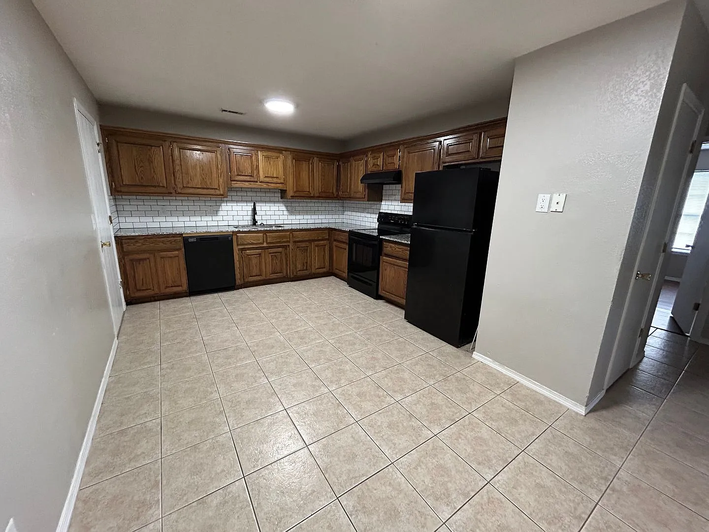 1598 Tolleson Loop A & B — Photo 2
