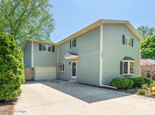 1005 Lacey Ave, Lisle, IL