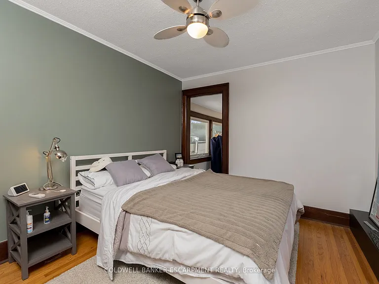 20 Mill St E #A — Photo 12