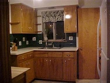4th image of 3713 W 169th St