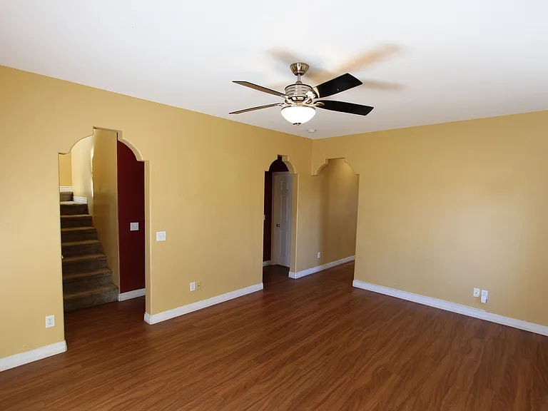 3250 S Litzler Dr — Photo 11