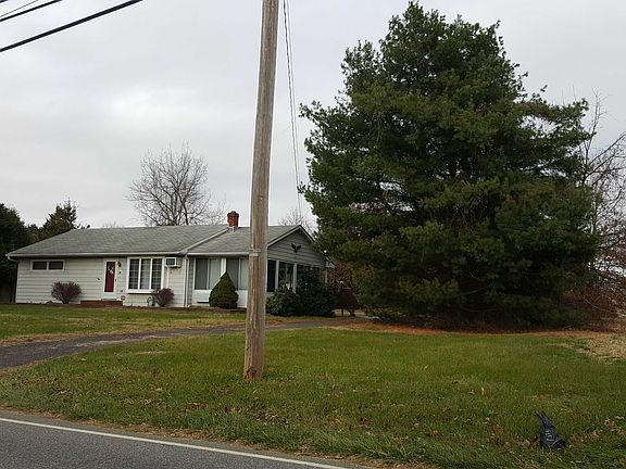 3rd image of 34 Woodland Ave