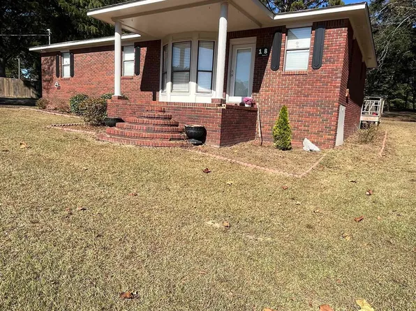 128 Shade Tree Dr, Clanton, AL 35045