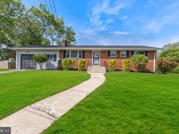 7211 Wessex Dr, Temple Hills, MD 20748