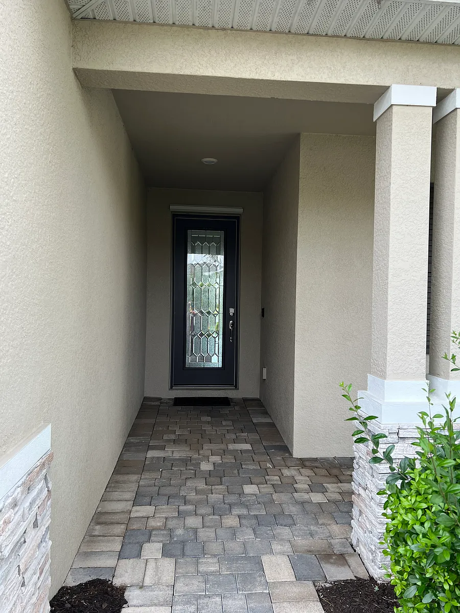 Building Photo - 4351 Bluegrass Dr