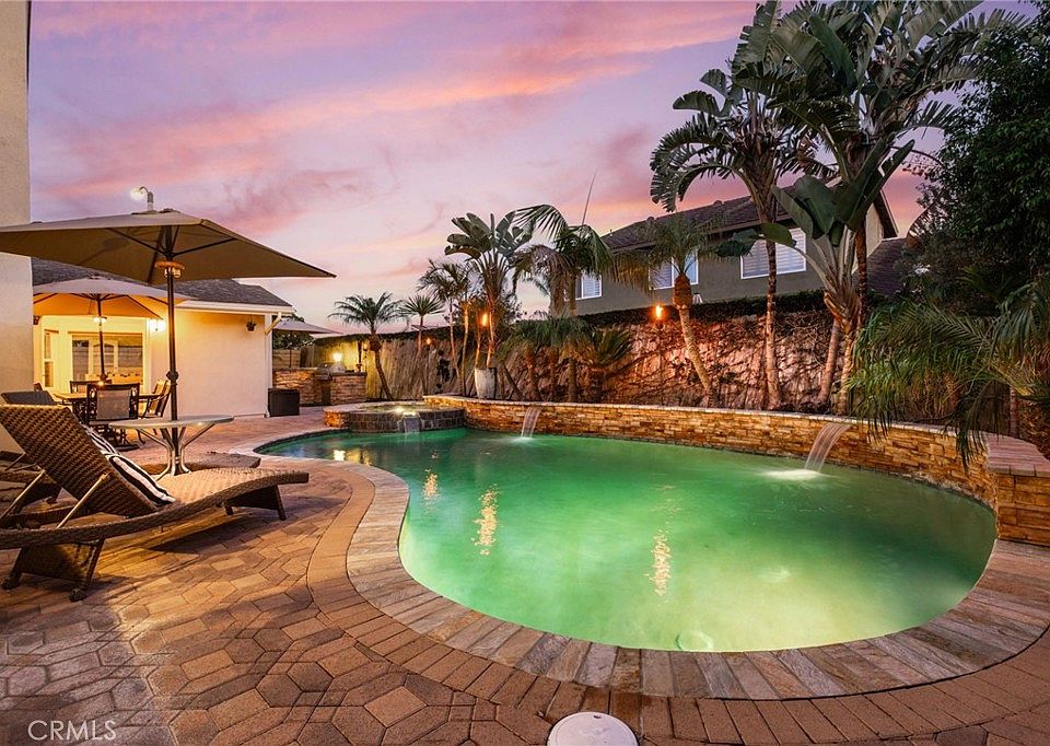 1st image of 8482 Deepview Dr