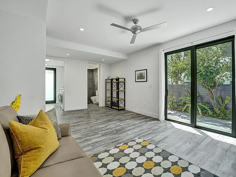340 Balboa St — Photo 57