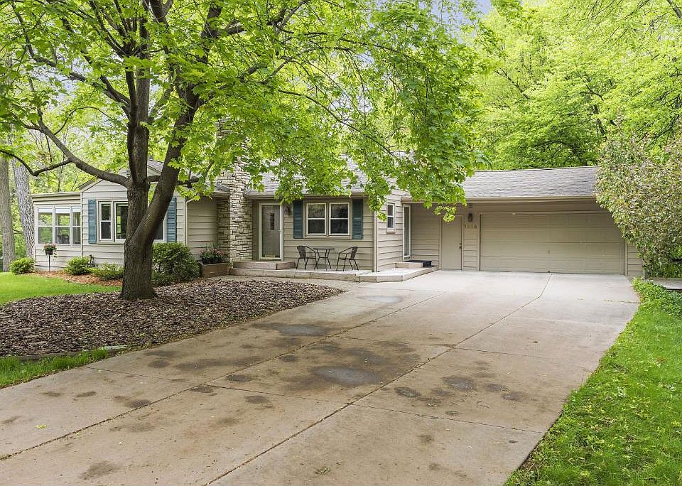 1st image of 1225 Goldenrod Ln N