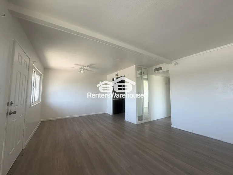 2652 N 43rd Ave #11D — Photo 3