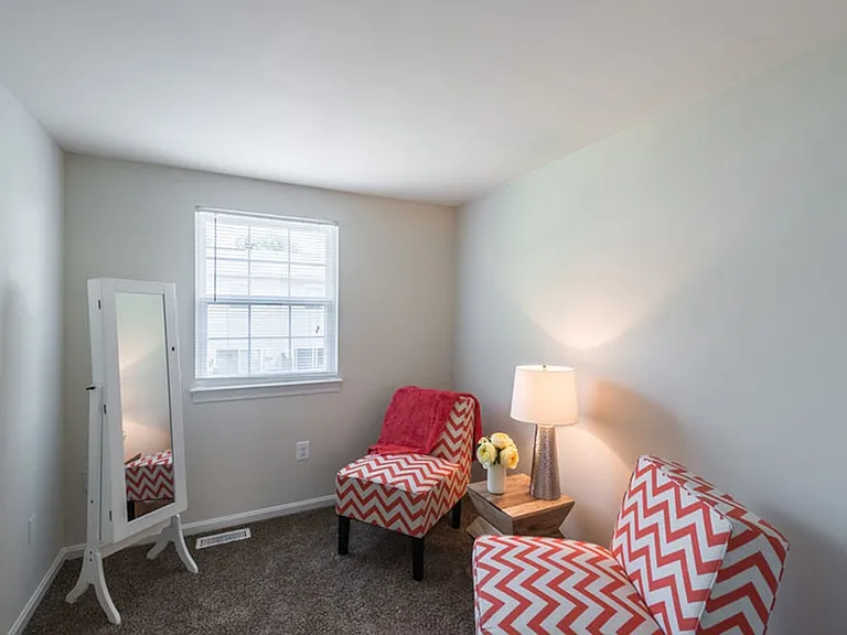 The Pointe at Harpers Mill — Photo 9