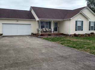 450 Evergreen Cir, Smithville, TN 37166